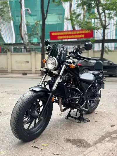 Honda Rebel 300 ABS черный Ханой в идеальном состоянии
