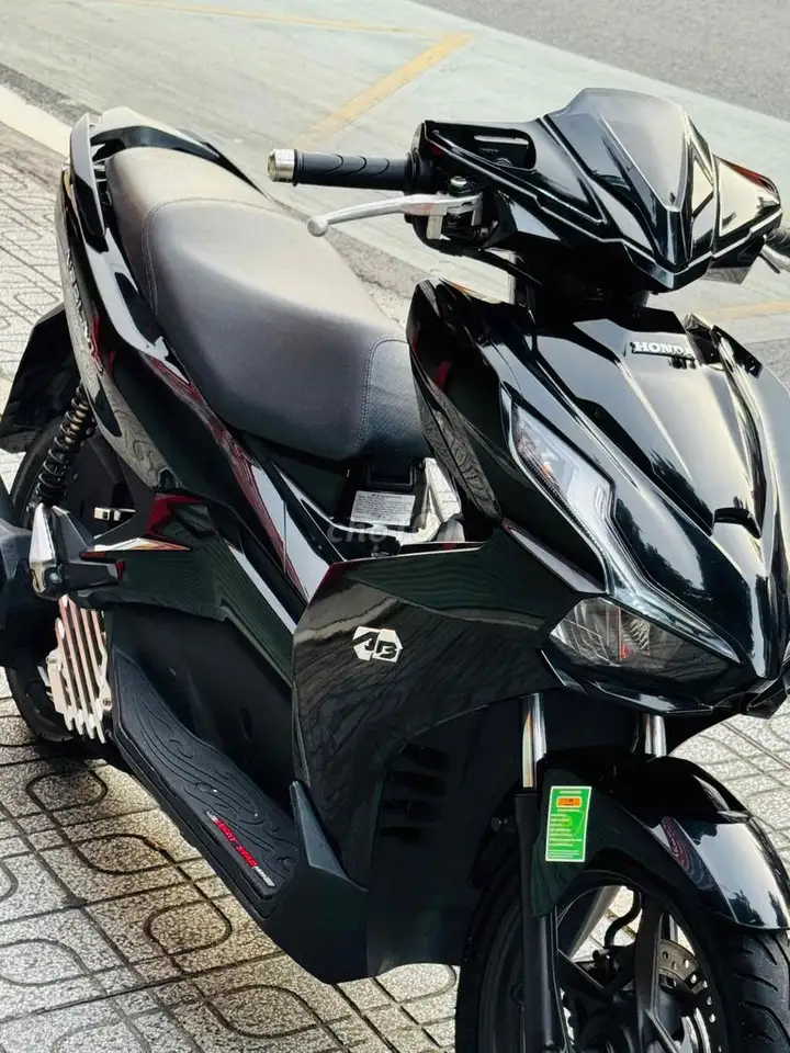 Honda Air Blade 125 2021 черный глянцевый, 1 владелец