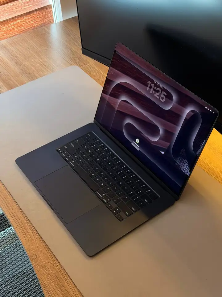 MacBook Air 15" M4 2025 Midnight