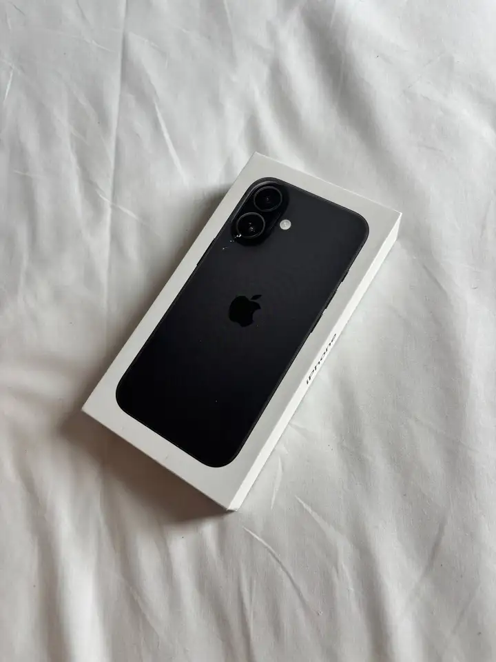 iPhone 16 128 ГБ