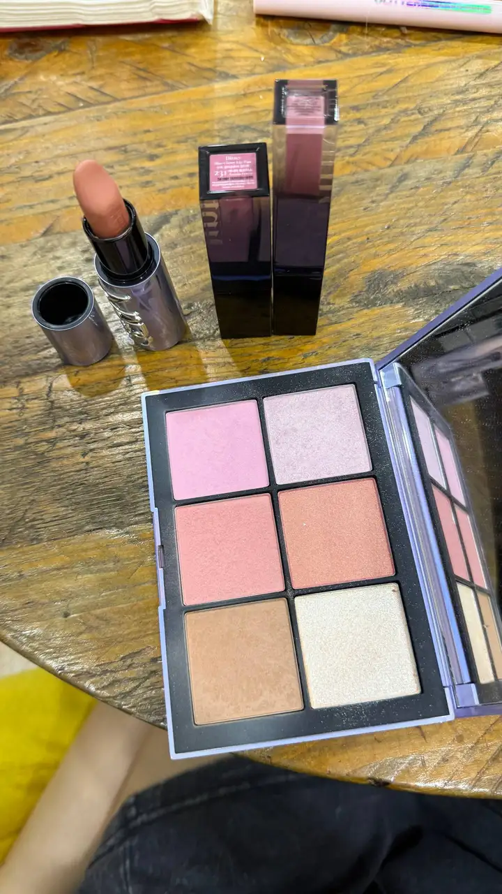 Оригинальная косметика Sephora: палетки, помады, пудры