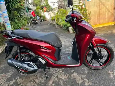 Honda SH 150 2022 красно-чёрный