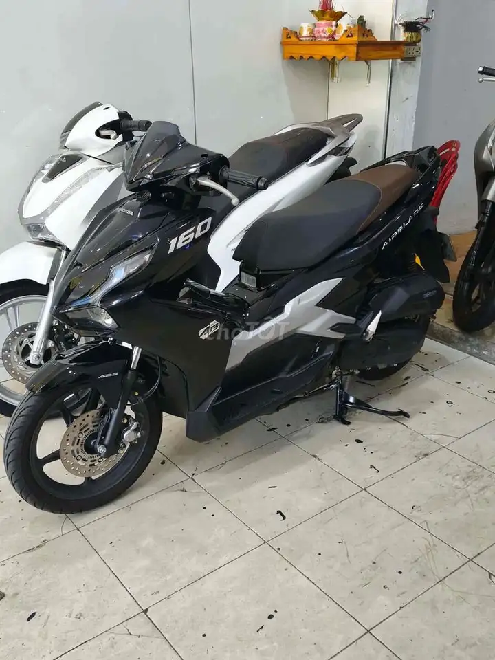 Honda Air Blade 160 2024 черный