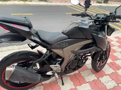 Suzuki GSX150 2019 Черный Спортивный мотоцикл
