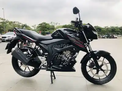Suzuki GSX-S150 2954 км Черный