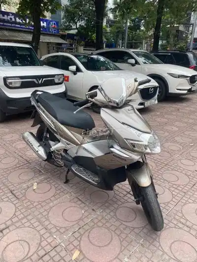 Honda Air Blade бронзово-золотой