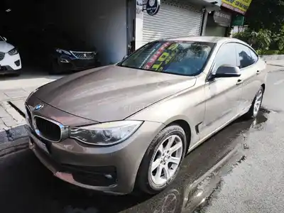 BMW 320GT 2014 коричневый 70000 км