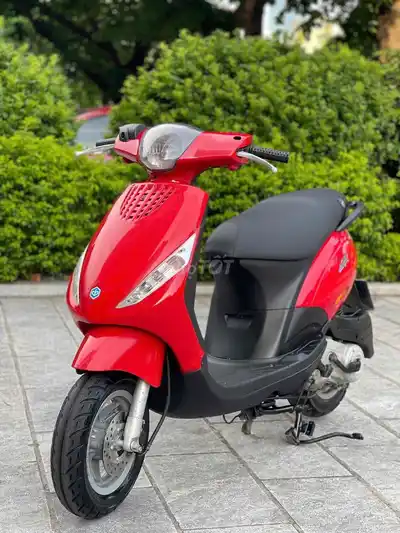 Piaggio Zip 100 Вьетнам 2013 Красный