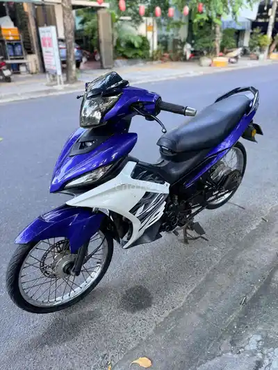 Yamaha Exciter 135cc бело-фиолетовый