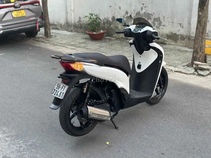 Honda SH 150cc 2015 Smartkey, полный итальянский обвес