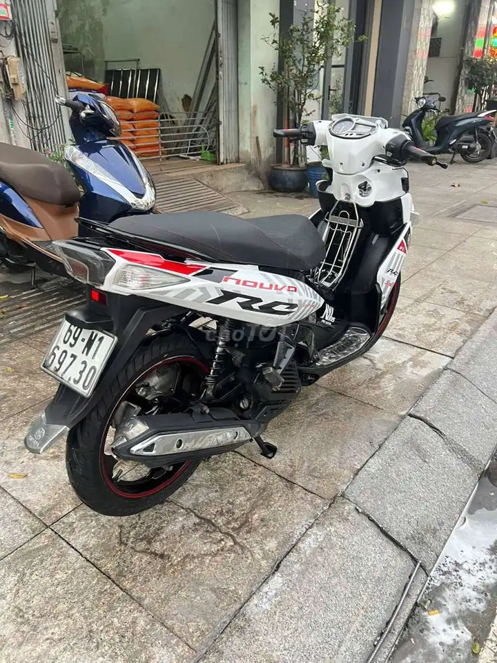 Yamaha Nouvo 6 2016 бело-черный б/у