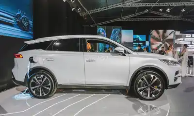 BYD SEALION 8 Электромобиль 7 мест Автомат Белый