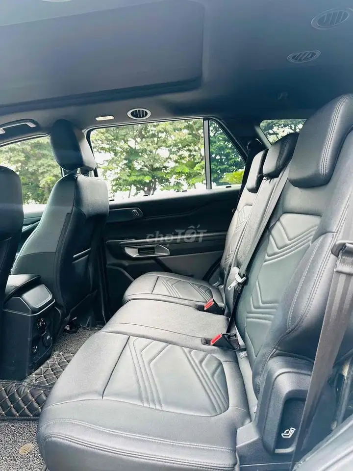 Ford Everest Titanium 2025 белый престижный
