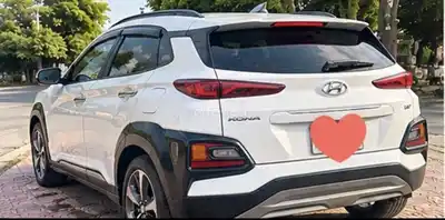 Hyundai Kona 1.6 Turbo 2019 Белый 77.654 км