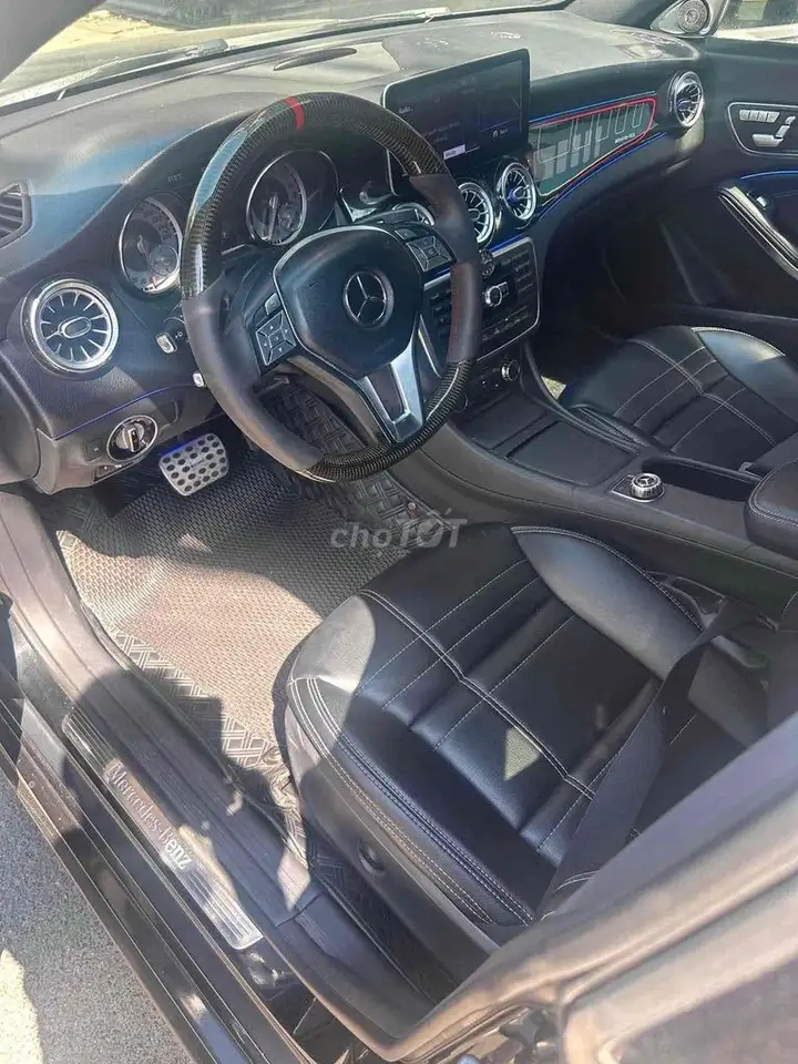 Mercedes-Benz CLA200 в полном обвесе CLA45