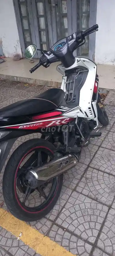 Yamaha Exciter 2010 черный, красный