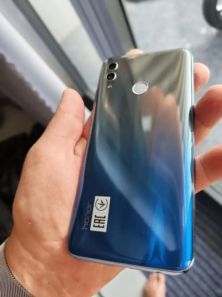 Honor 10 Lite 32 ГБ