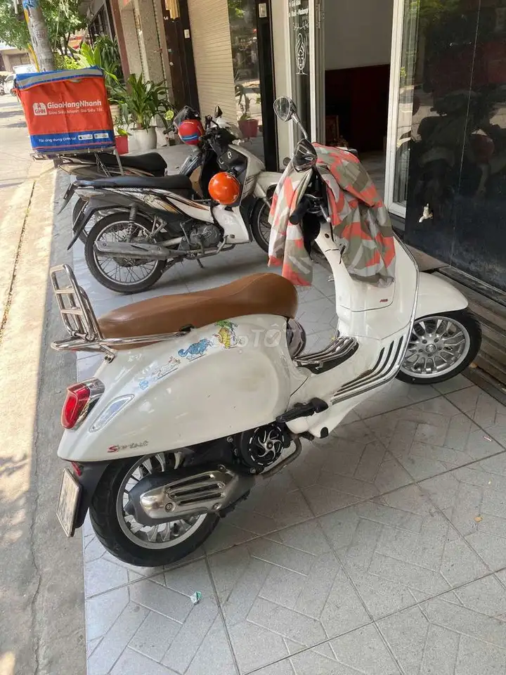 Piaggio Vespa Sprint 125 iget 2018 Белый 30 000 км