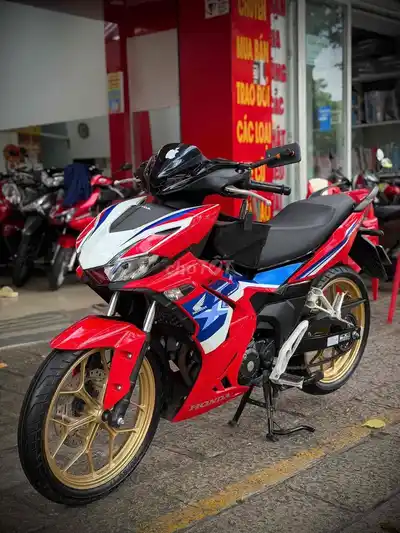 Honda Winner V3 ABS Smartkey 2023, 9 владельцев