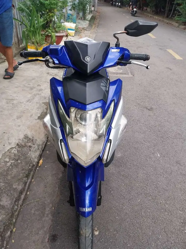 Yamaha Nouvo 6, серебристо-голубой