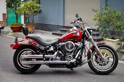 Harley Davidson Lowrider 2020 10k Бордовый