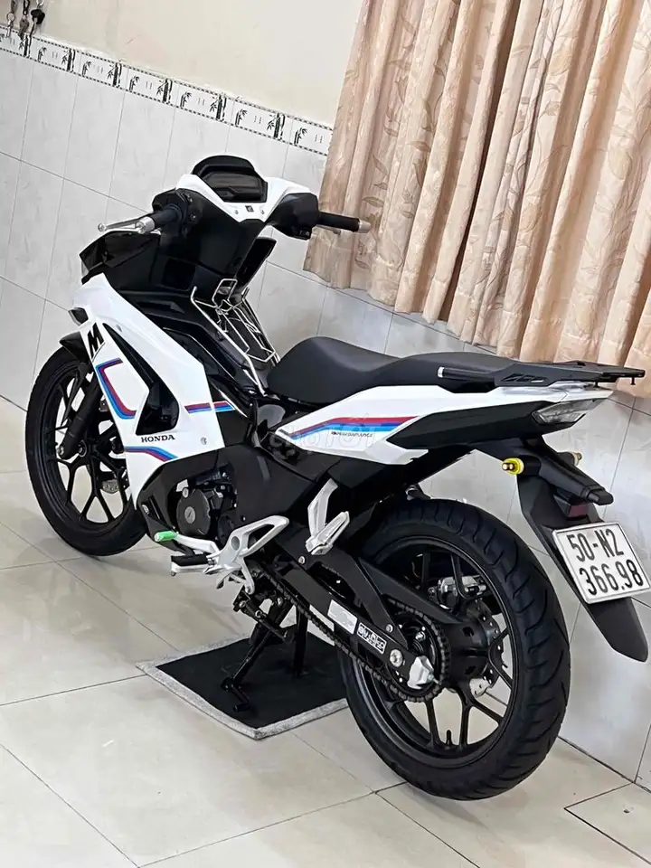 Honda Winner X V3 2022, пробег 3800 км, отличное состояние