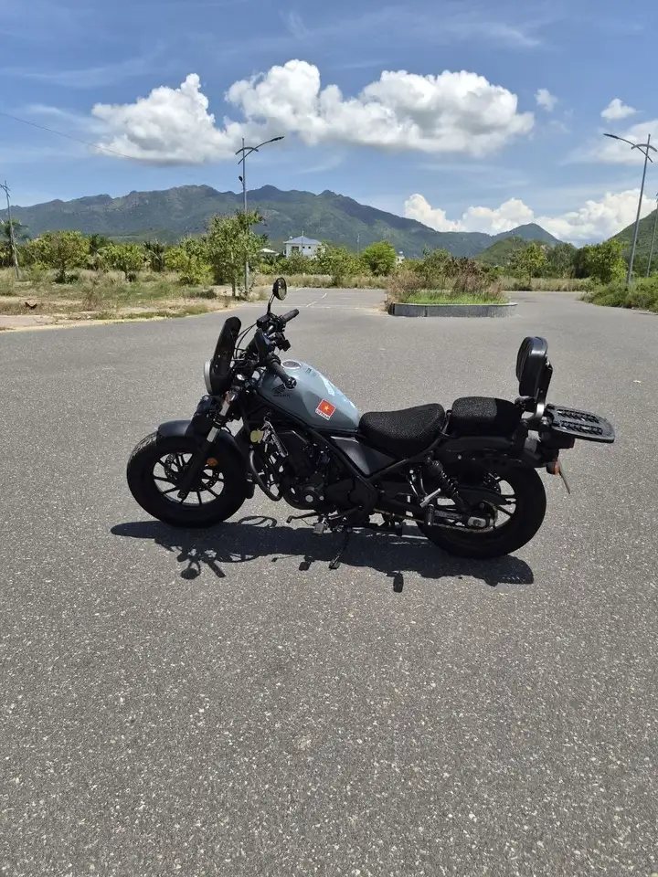 Honda Rebel 300
