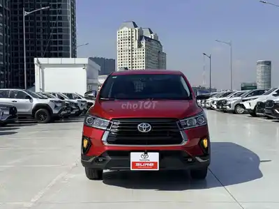 TOYOTA INNOVA 2.0G 2023 - Специальная версия Venturer