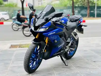 Yamaha R15 v3 Сине-черный оригинал номер 29