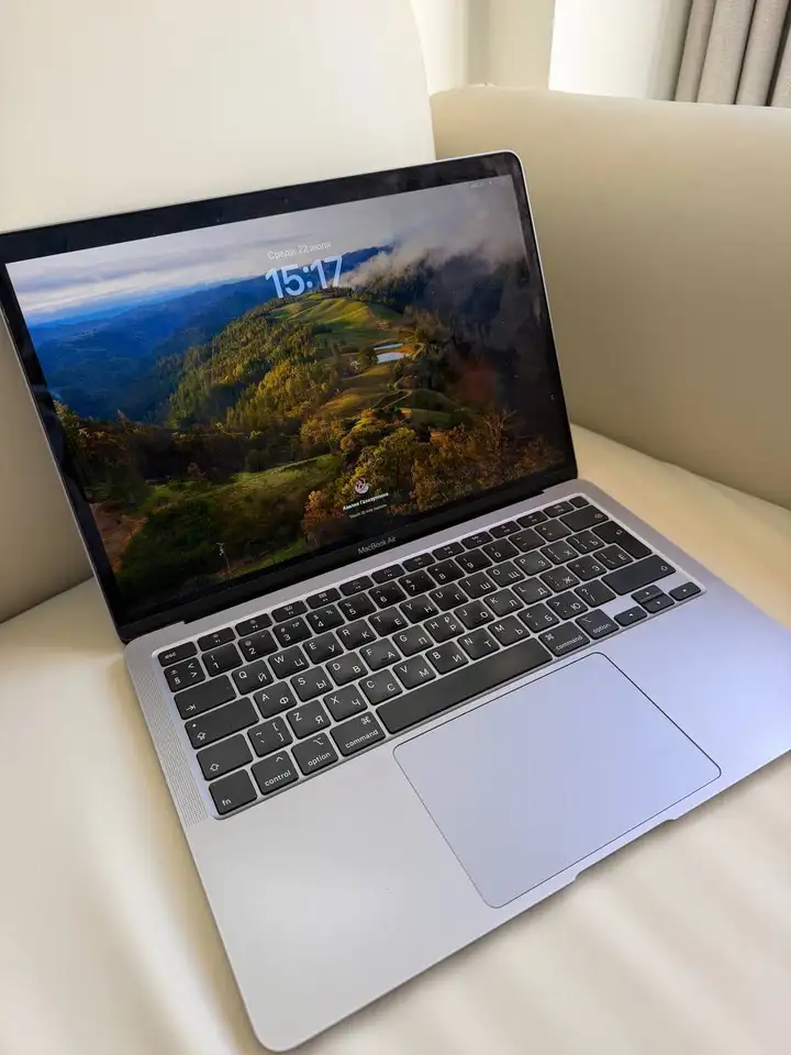 MacBook Air 13" Retina (2020) Core i3/8GB/256GB