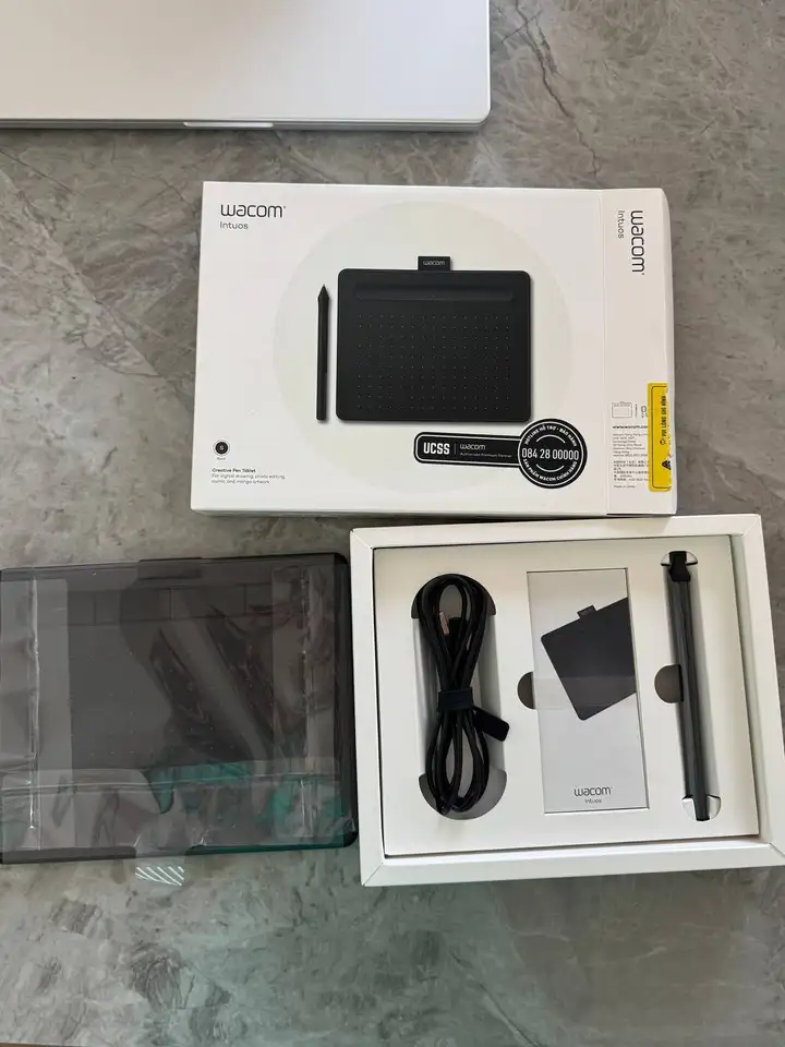 Графический планшет Wacom Intuos S