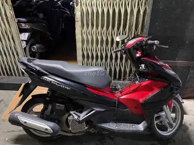 Honda Air Blade 2024 Красно-черный, госномера Хошимина, оформление на владельца