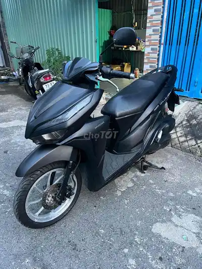 Honda Vario 125 черная