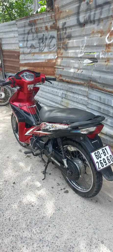 Honda Wave RSX черно-красный Вьетнам