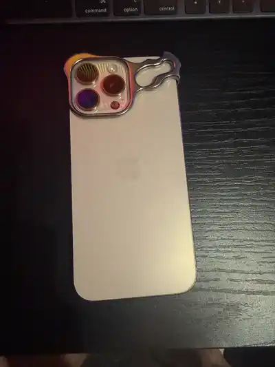 iPhone 16 Pro Max 256 ГБ Desert Titanium