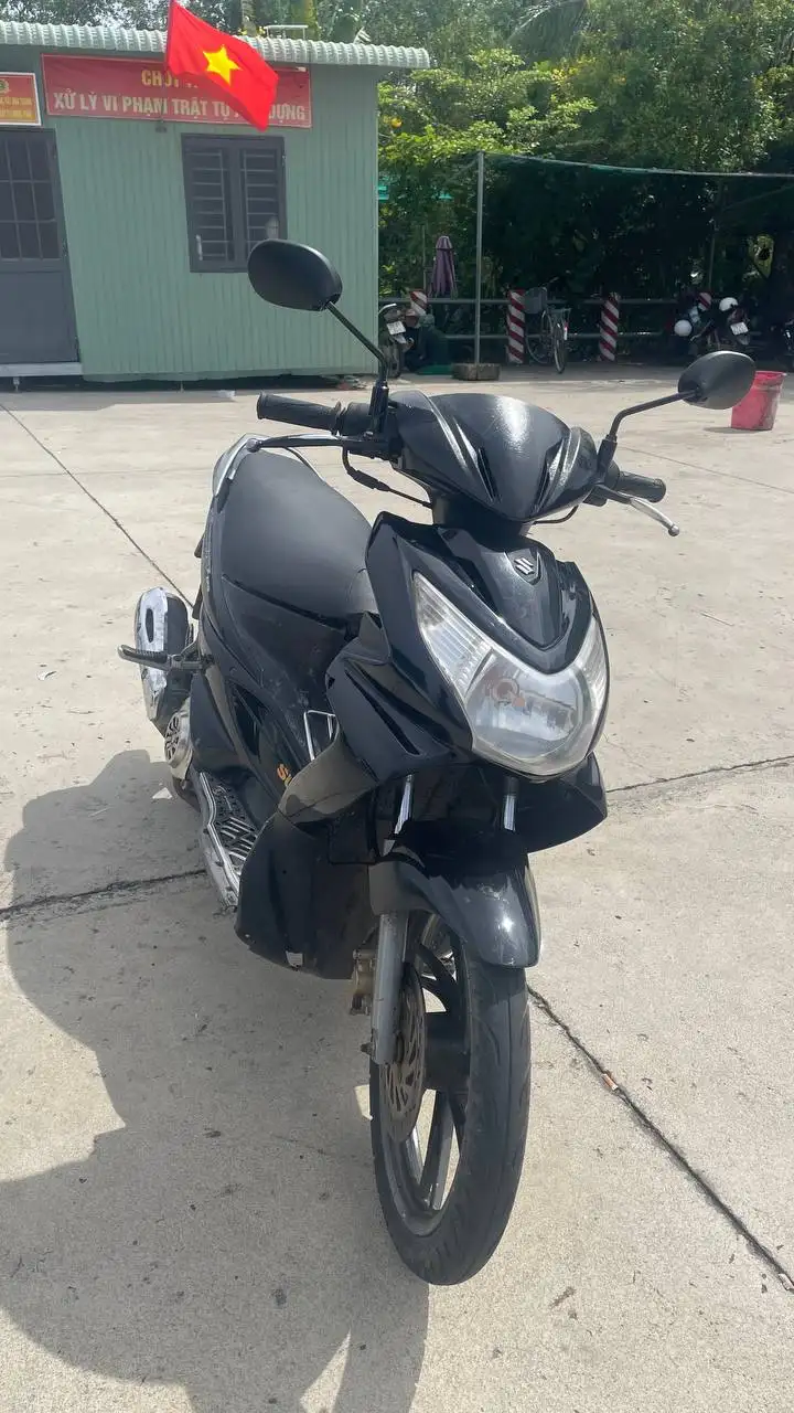 Suzuki Hayate 125