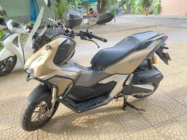 Honda ADV 160cc 2025 ABS, масляная подвеска, премиум