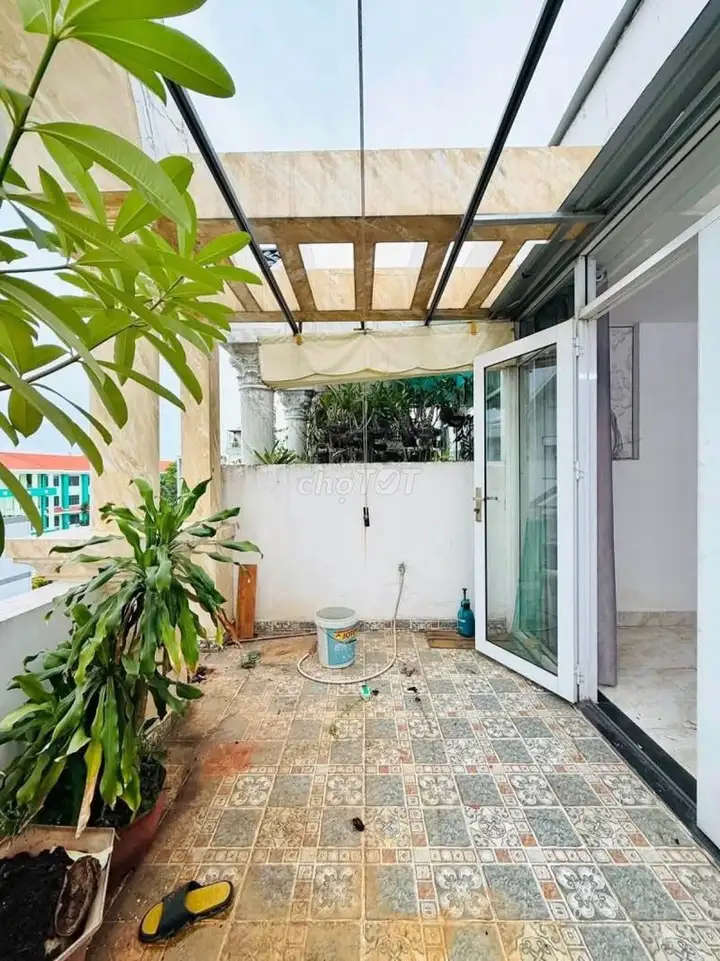 Дом в переулке для авто, Буи Куанг Ла, 58 м², 5 спален