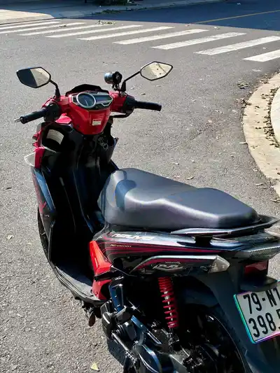 Nouvo 5 (125 cc)