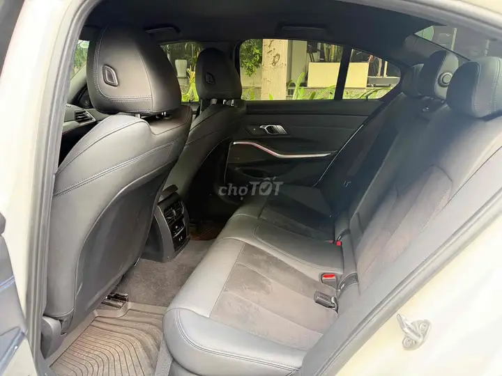 BMW 320i M-Sport 2024 белый автомат