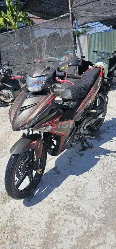 Yamaha Exciter 150 2018 черно-красный