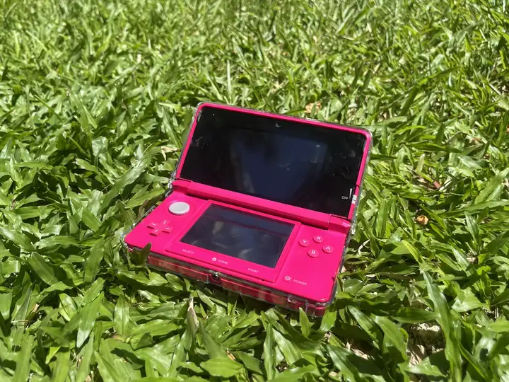 Nintendo 3DS розовая