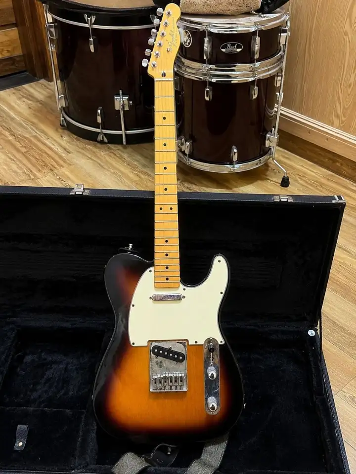 Fender Telecaster 2016 и YAMAHA MOXF6