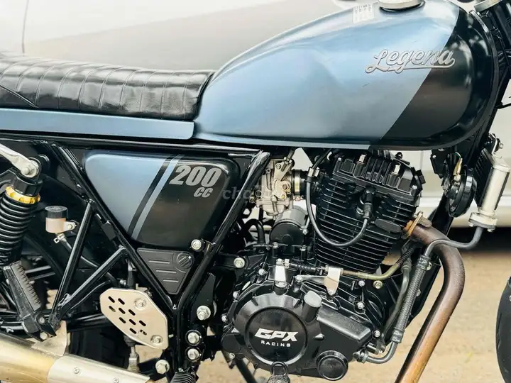 Мотоцикл GPX Legend 200 2021, госномер Хошимина, от собственника, почти новый