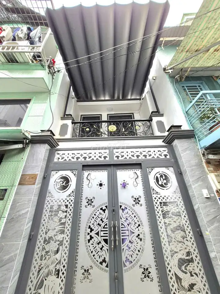Дом у парка Гиа Динь, 2 этажа, 3 спальни, 52 кв.м