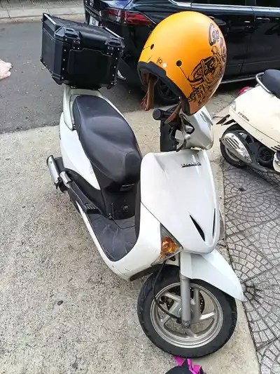 Honda SCR110