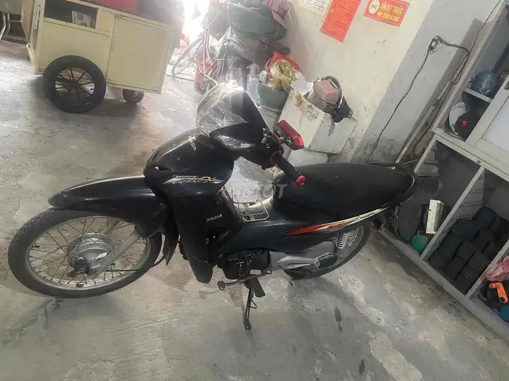 Honda Wave 100, черный, номерной знак Ханой