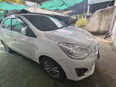 Mitsubishi Attrage, 5 мест, бензин, автомат, 115 000 км