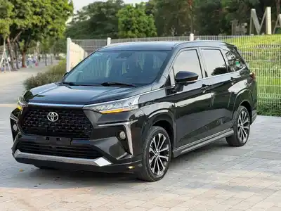 Toyota Veloz Cross 2022 1.5 Top Черный оригинал проверка