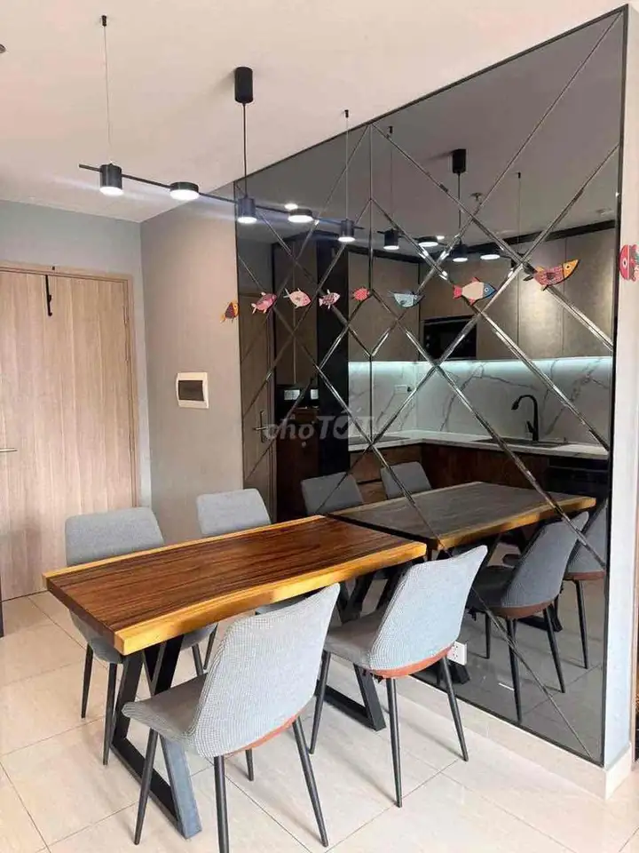 2 спальни 59м2 с люксовым ремонтом по отличной цене в Vinhomes Grand Park